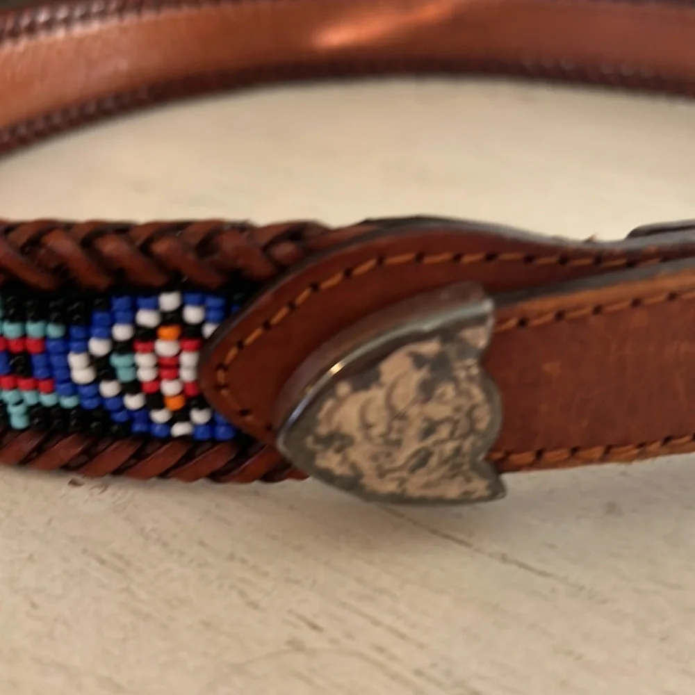 ‘90’s Eddie Bauer beaded western belt silver plated buckle size 28